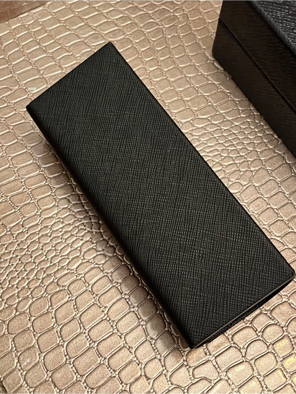 Prada Authentic Eyewear Case in Saffiano Leather w/Protective Box & Linen (EUC) - Picture 13 of 14